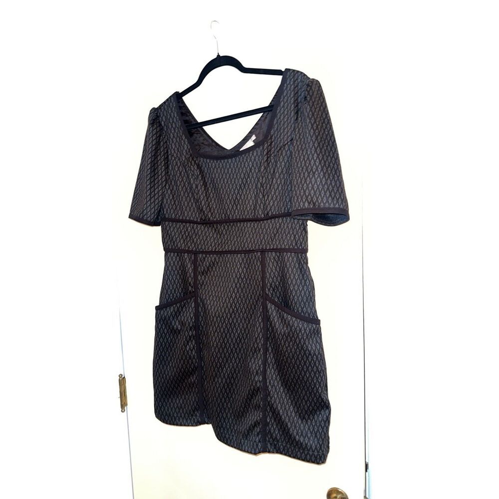 Eshakti Size 14 Fit & Flare Black and Dark Grey Fitted dress